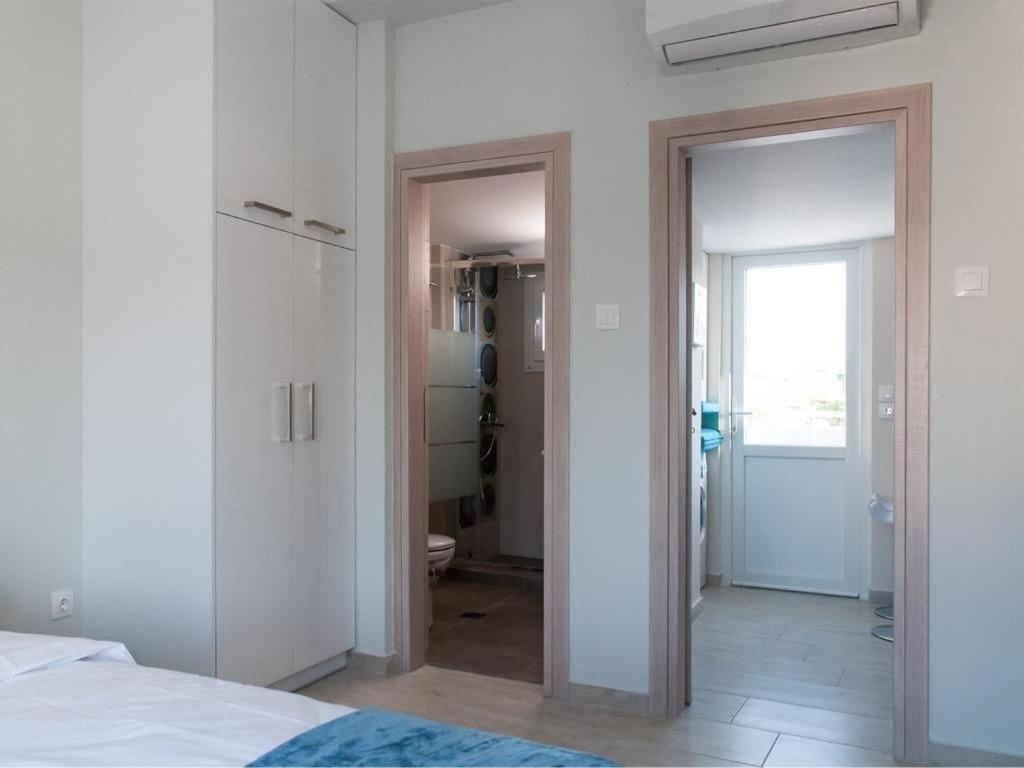 Konstantinou Apartment - Smart & Roof Top Terrace Athens Luaran gambar